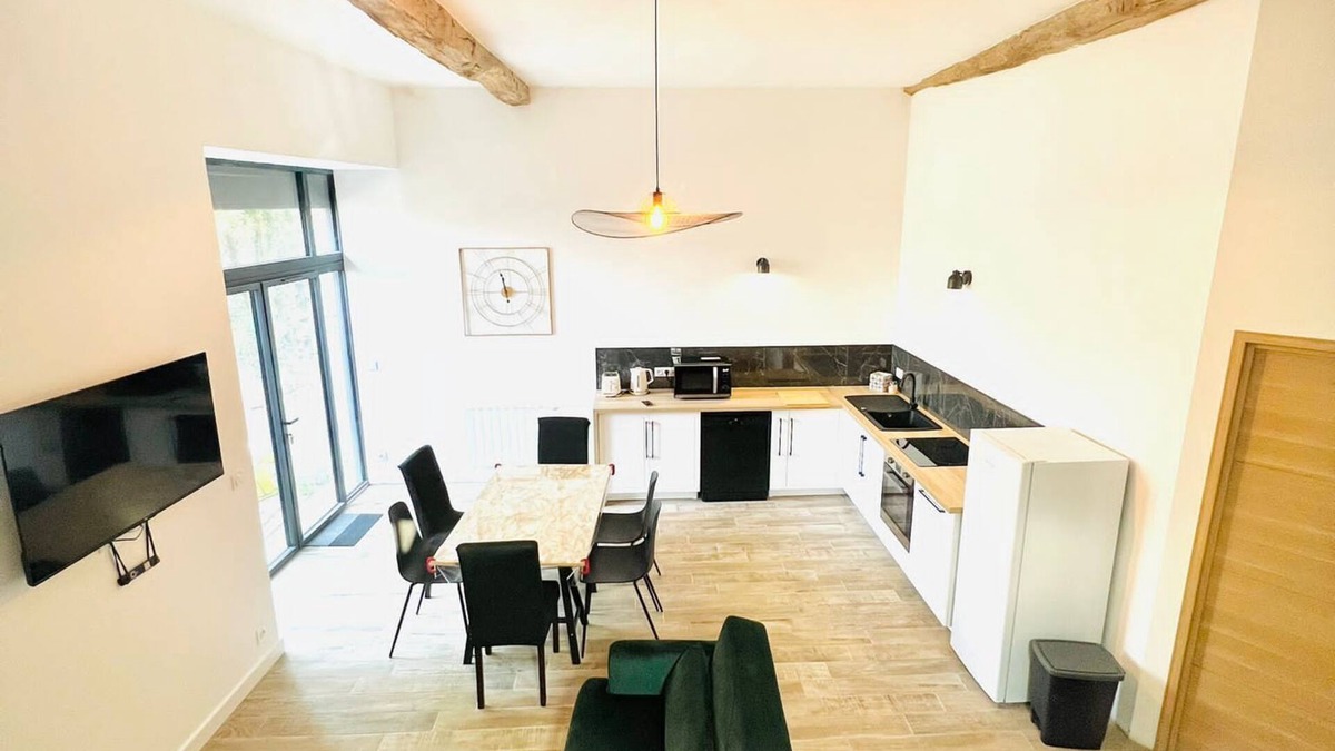 Civaux House | Charming renovated barn near Futuroscope