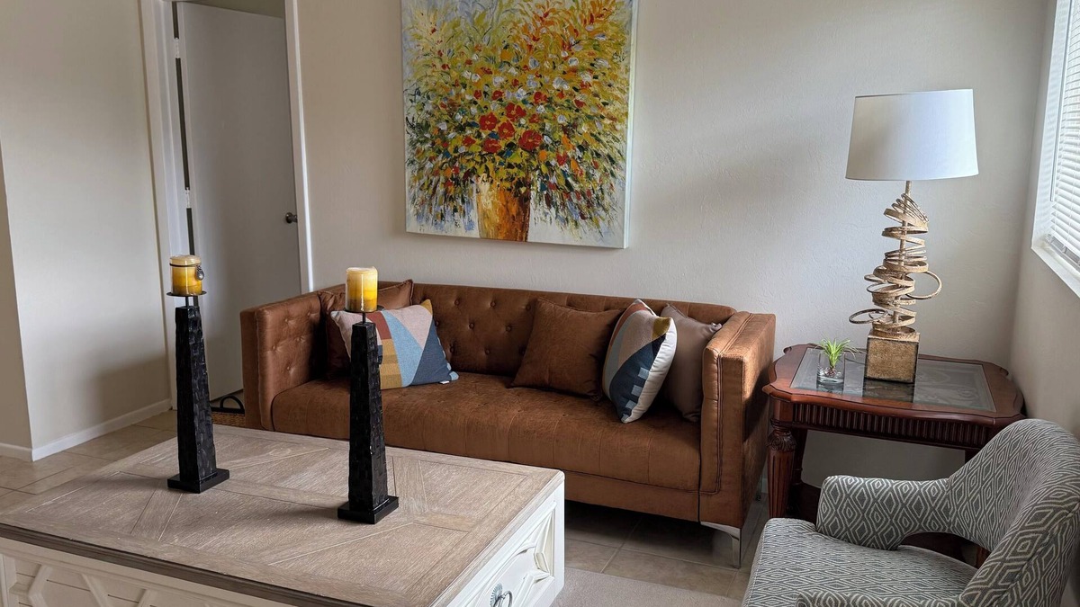 San Carlos Park House | Charming Rental 2/2 house, access to golf & comm. pool, So. Fort Myers!