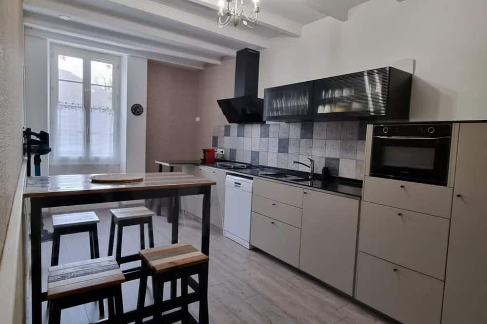 Gauriaguet Villa | Charming residence 30' Bordeaux 15 pers+ with wellness area, swimming pool, massages and spa