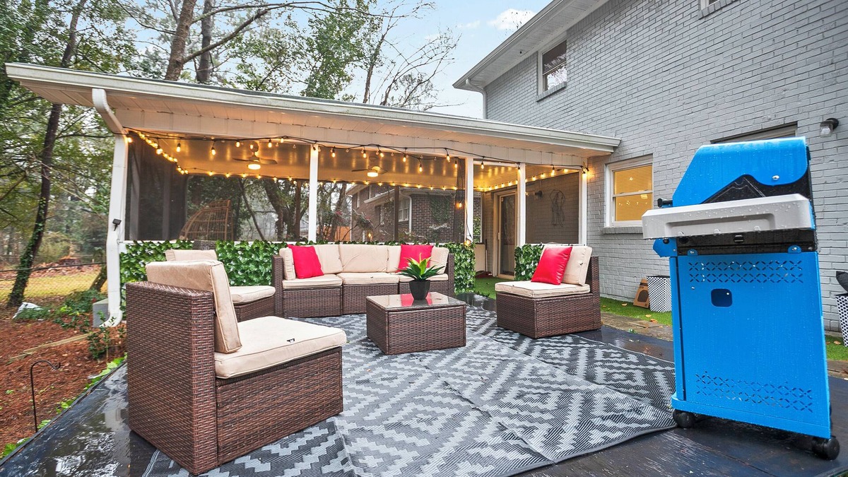 Candler-McAfee House | Charming Retreat 20 Mins from ATL – Pet Friendly