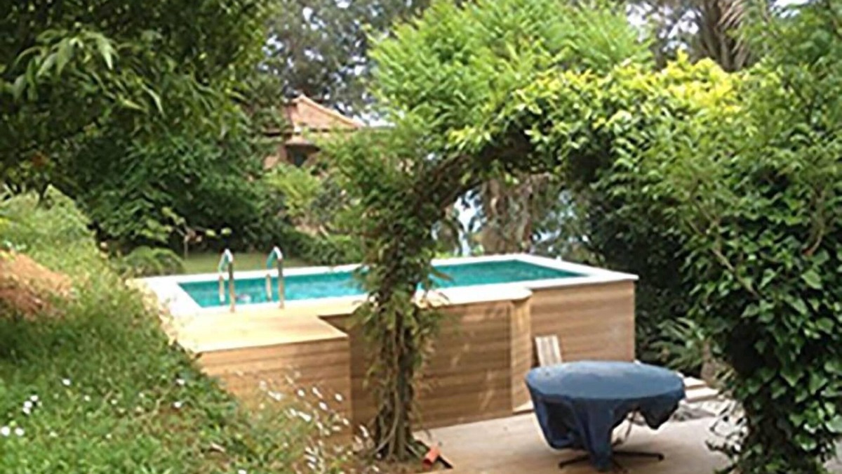 Paraggi Villa | Charming retreat with ocean views and pool! Summer Specials!