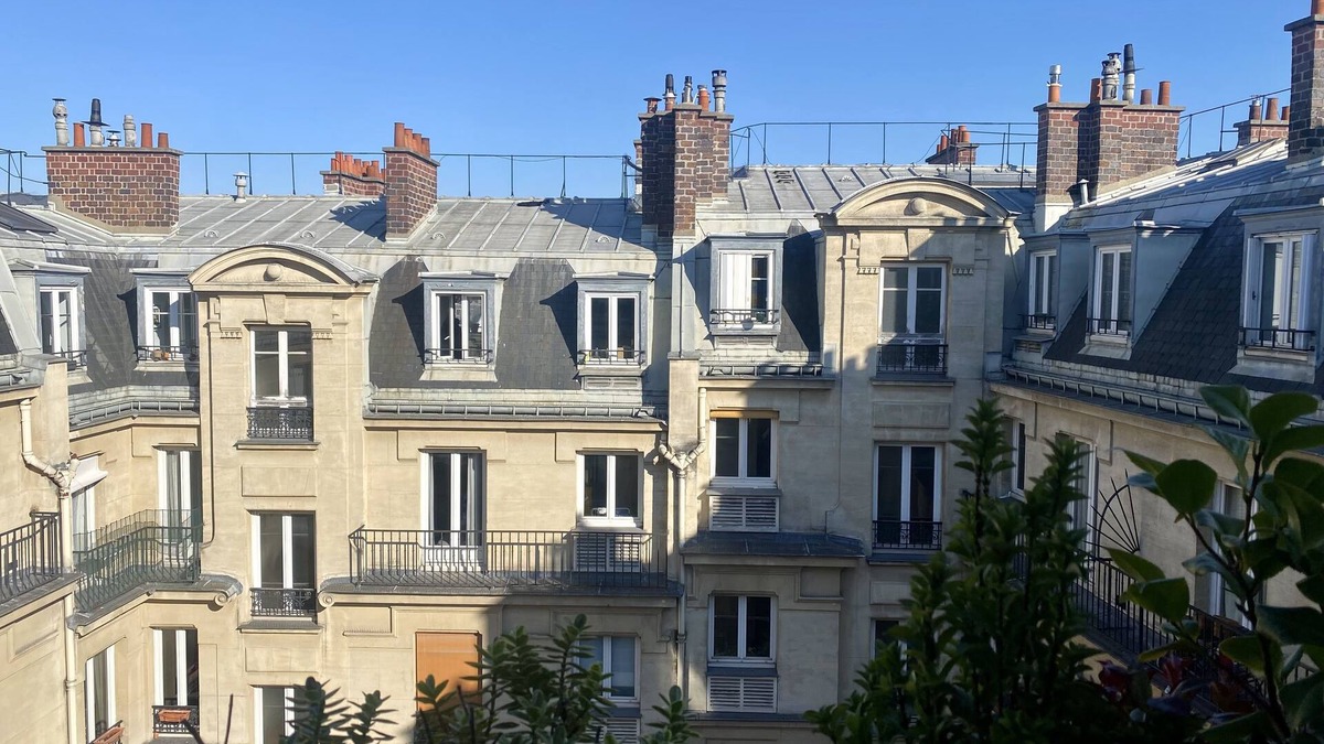 Batignolles Apartment | Charming rooftop apartment in the heart of Paris