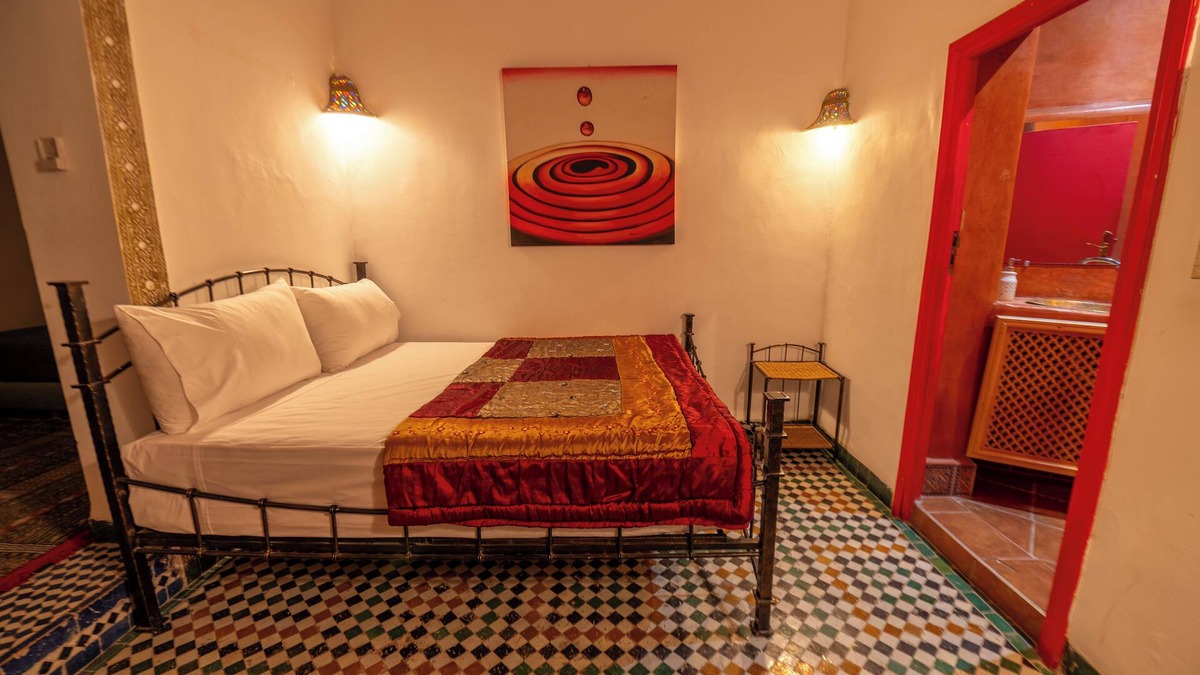 Dar Tazi House | Charming Room at riad in phenomenal Fès