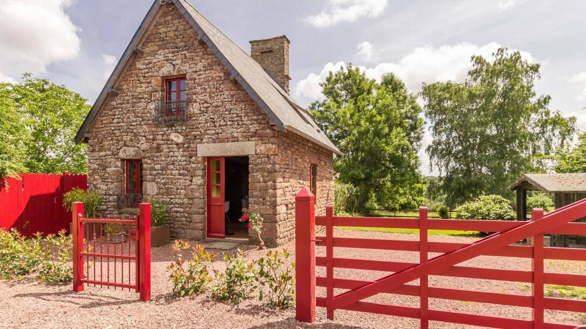 Gavray Apartment | Charming Rural Home with Garden, Close to Mont St Michel and D-Day Beaches