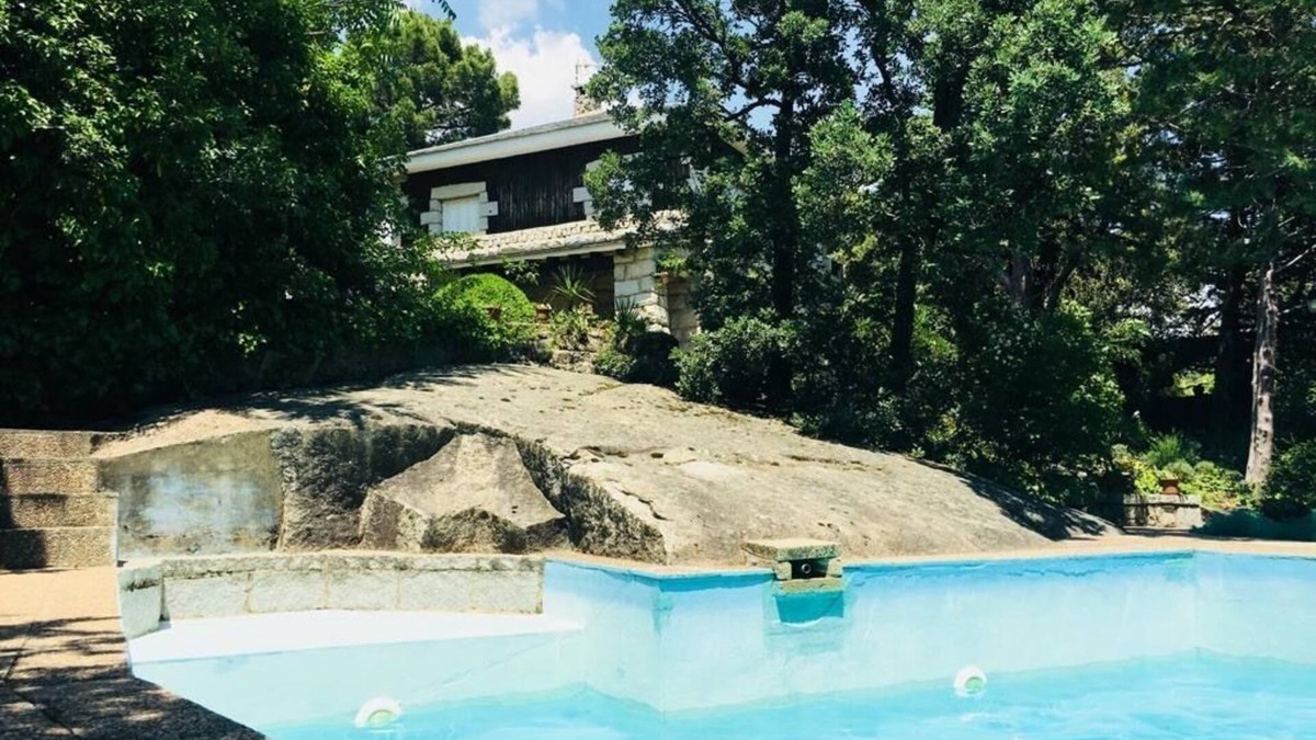 Valdemanco House | Charming rustic chalet with fabulous garden