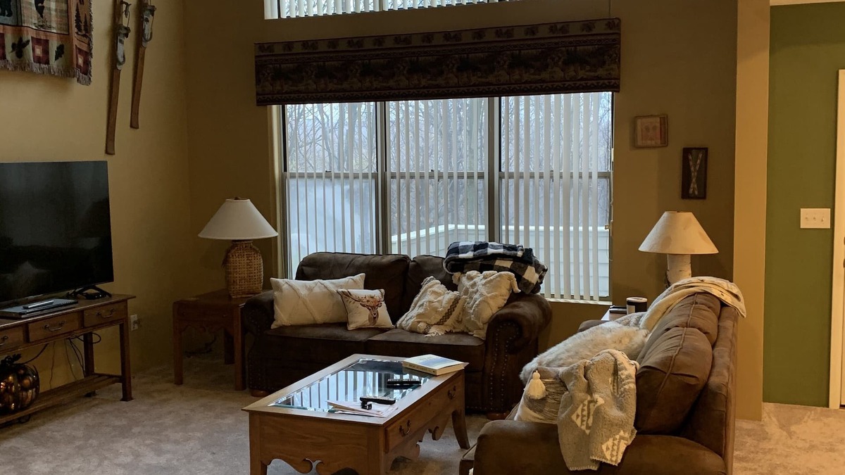 Seven Springs House | Charming Rustic Townhome in the Heart of the Villages at Seven Springs