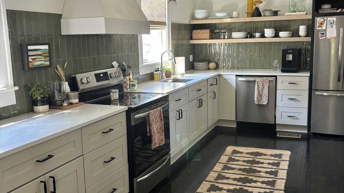 Chatham Crescent House | Charming Savannah Home in Quiet Neighborhood