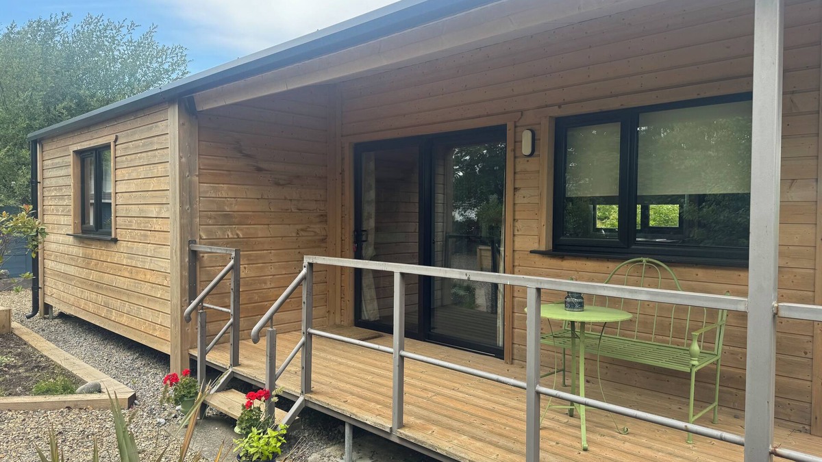 Kinvara House | Charming Shabby Chic Barn in delightful Kinvara