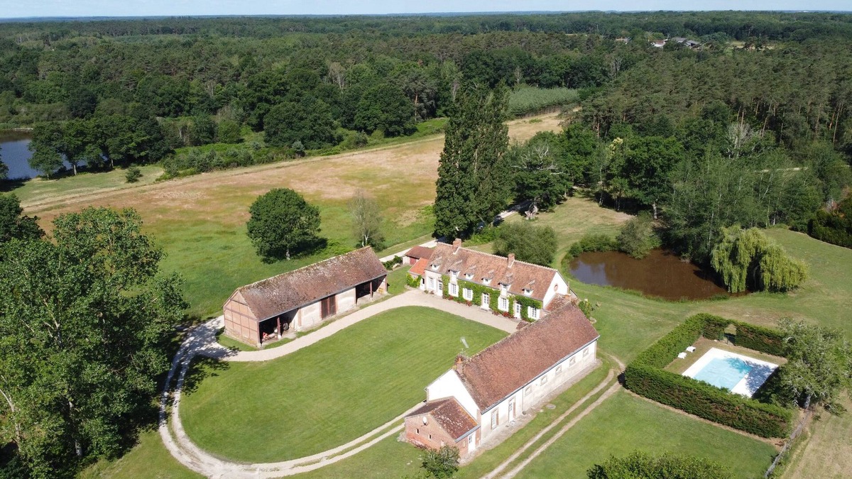 Lassay-sur-Croisne House | Charming Solognot estate with private swimming pool. Pleine nature