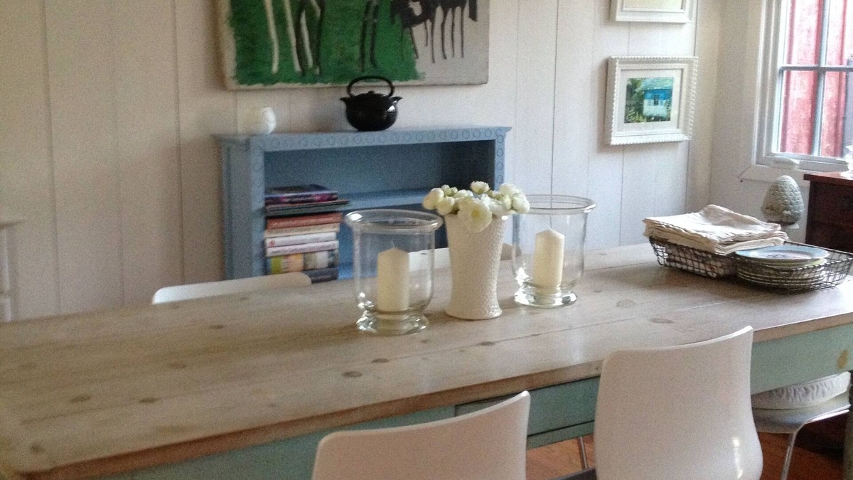 North Sea Cottage | Charming Southampton cottage by the sea