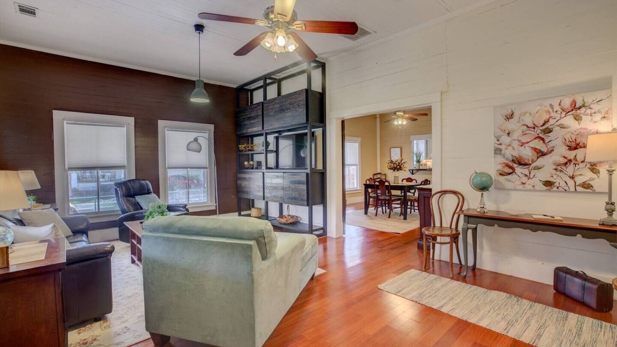 Bloomingdale House | Charming Southern Bungalow Convenient to Savannah