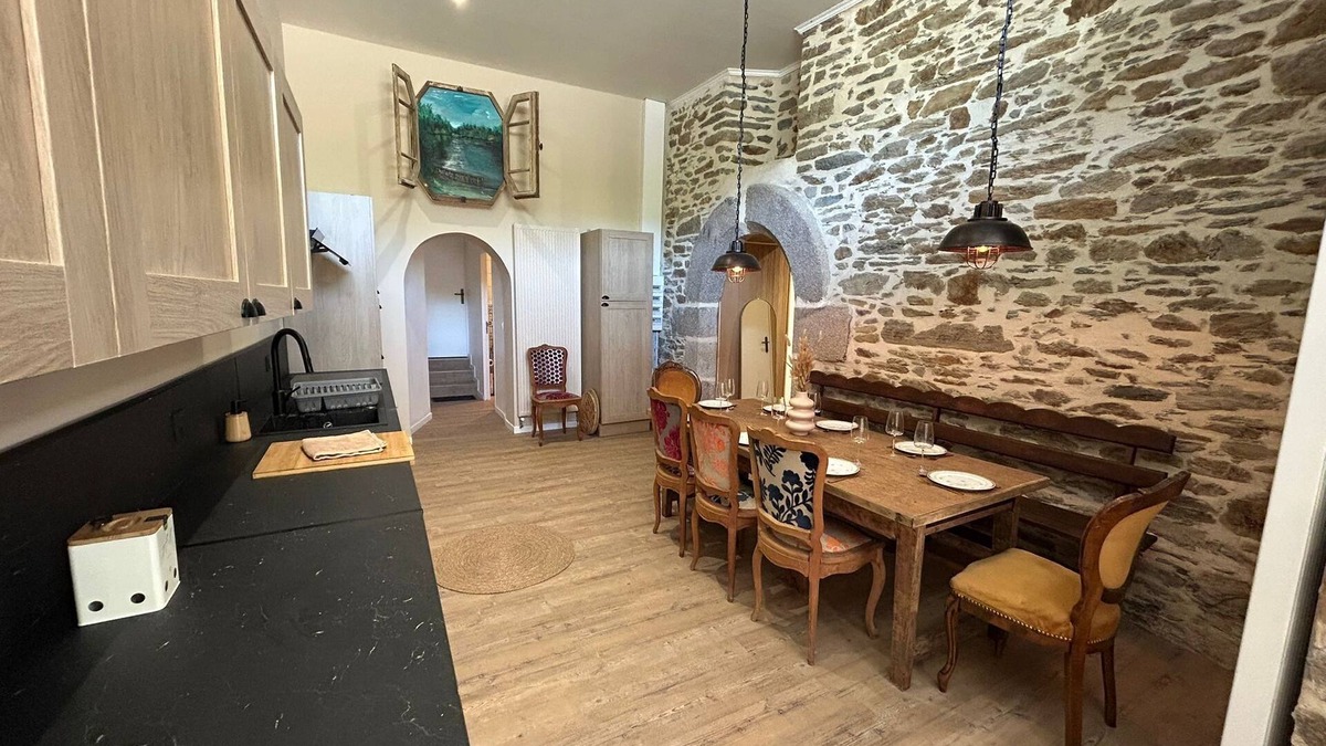 Plouneventer Apartment | Charming, spacious apartment with terrace at Brézal mill