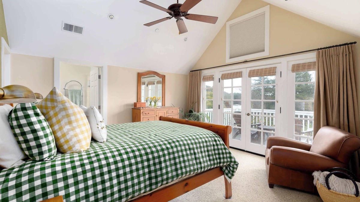 Ladera House | Charming, Spacious, Furnished Rental With Large & Verdant Grounds