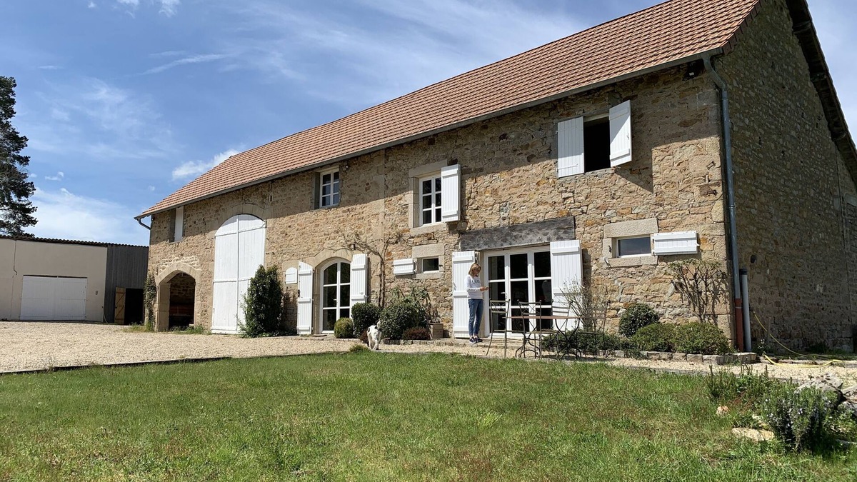 Martigny-le-Comte House | Charming stone house in Charollais Brionnais with breathtaking views