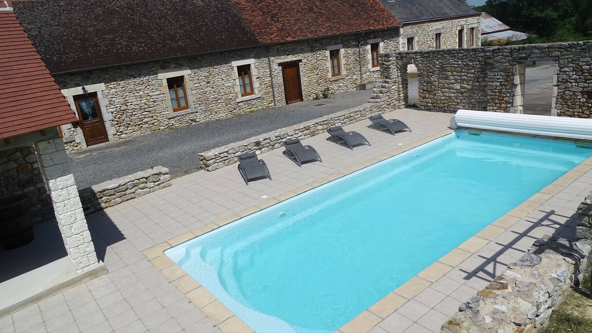 Prissac Cottage | Charming stone cottage with pool, large garden, and nearby hiking trails in Brenne Natural Park