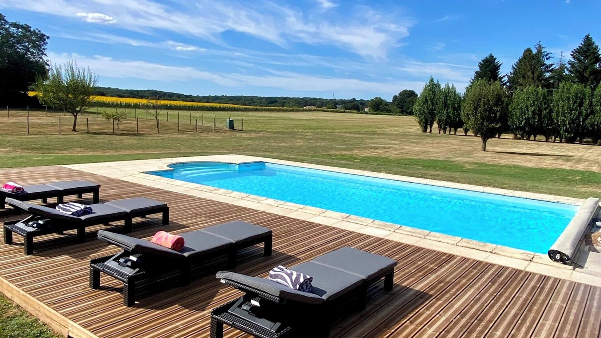 Les Adjots House | Charming stone gîte with private pool. Escape into the French countryside.