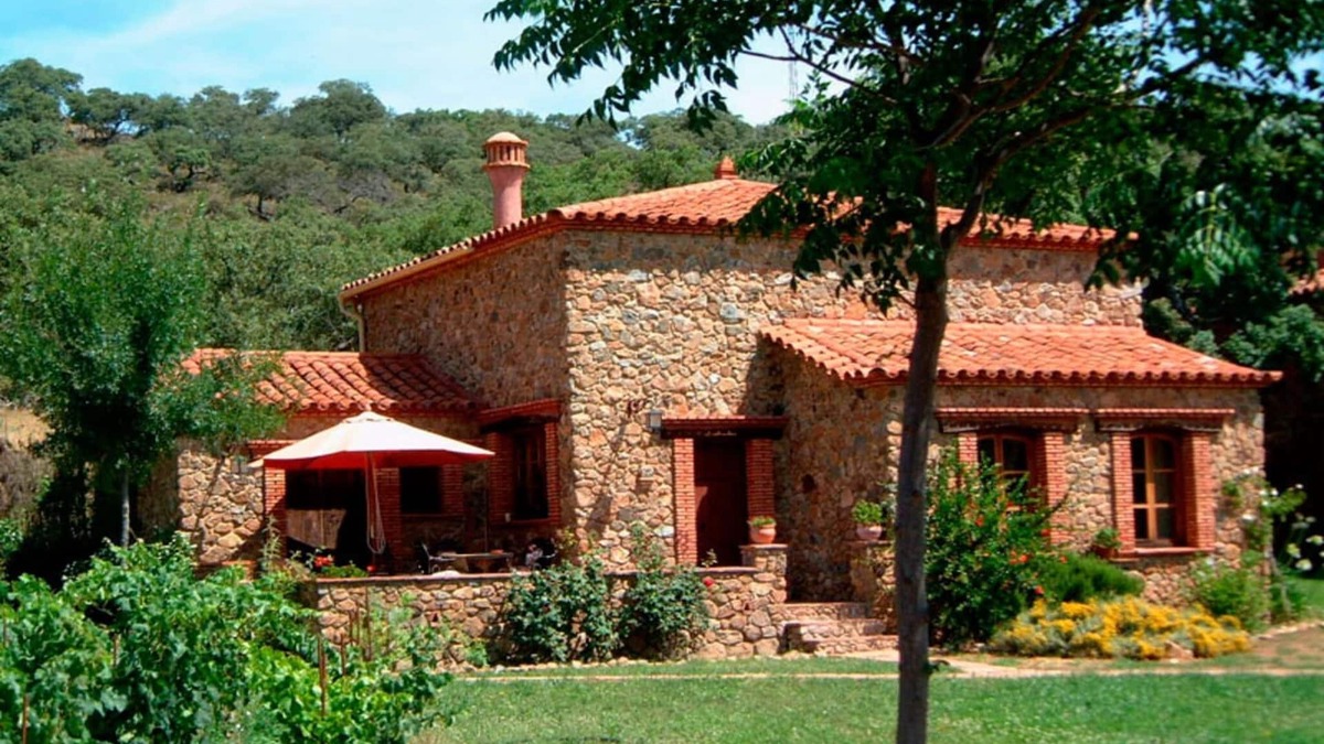 Alajar Cottage | Charming Stone Houses at Molino