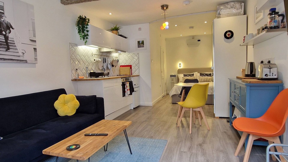 Westbourne Apartment | Charming studio in fantastic London near the grand union canal