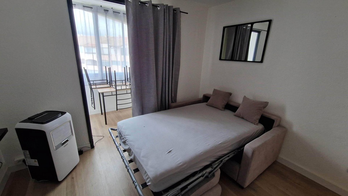 Port-la-Nouvelle Apartment | Charming T2 in residence close to the beach and all amenities