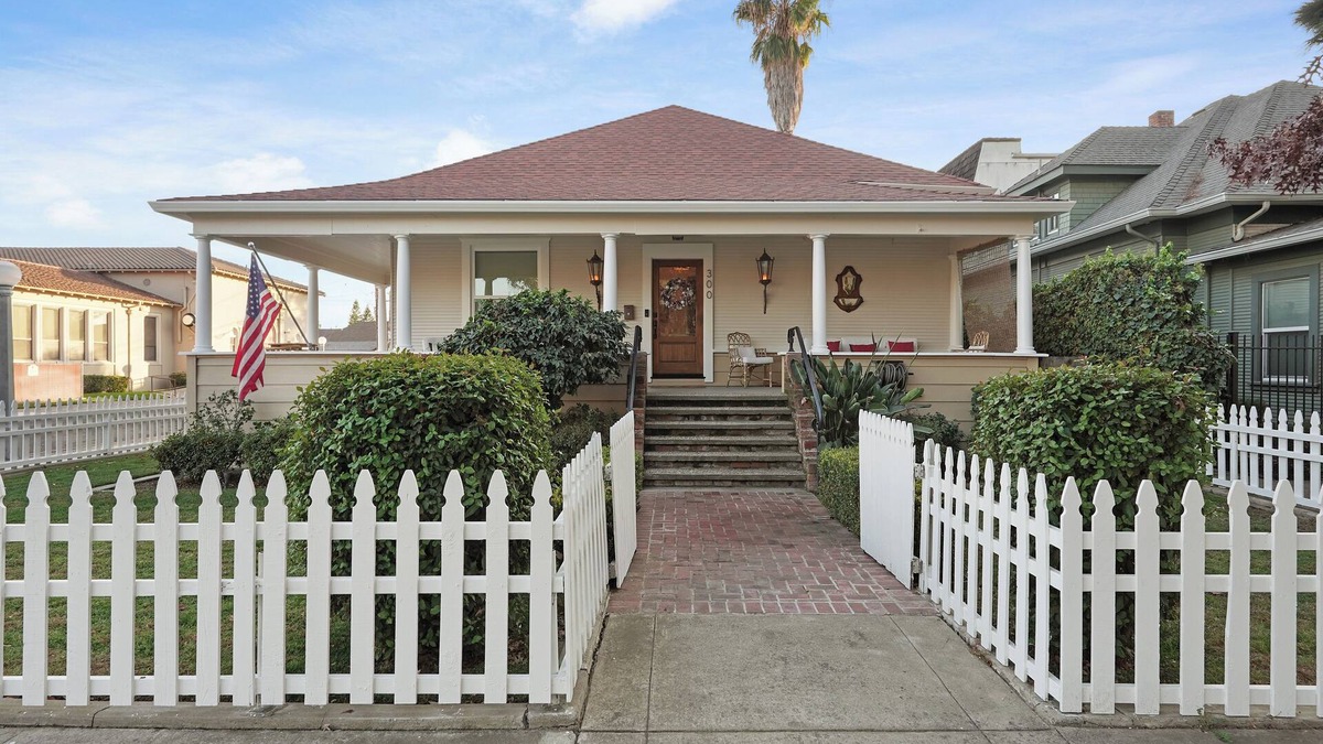 Lodi House | Charming Three bedroom Luxury Oasis