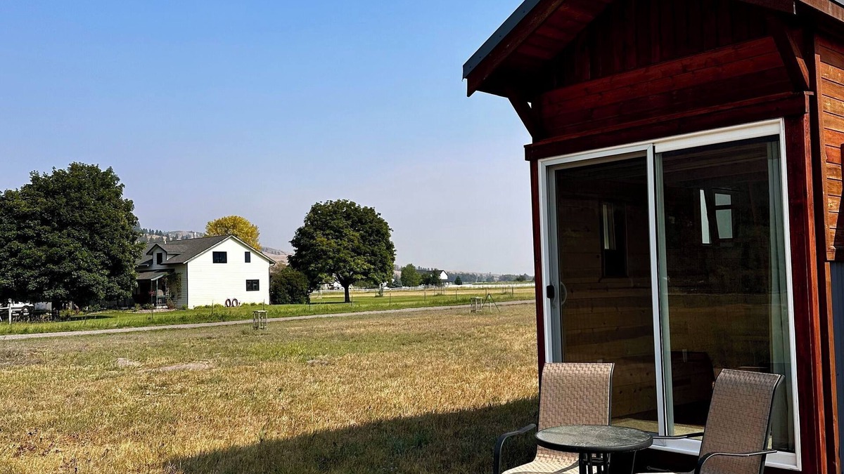 Frenchtown Cabin | Charming Tiny Home in Frenchtown, easy commute to Missoula