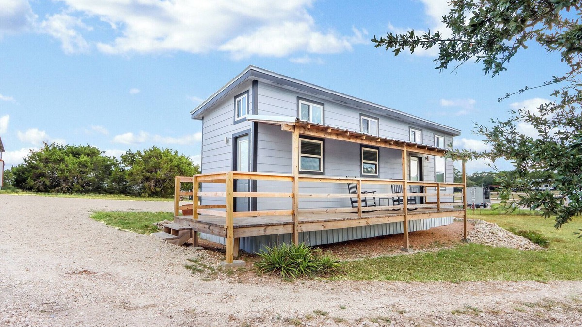 Lampasas House | Charming Tiny Home Near Lake & Hill Country Fun