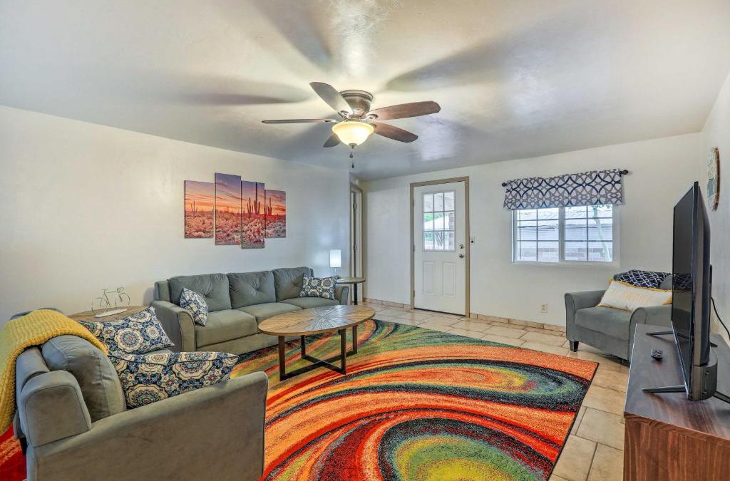 Flowing Well Neighborhood House | Charming Tucson Home with Covered Patio and Grill!