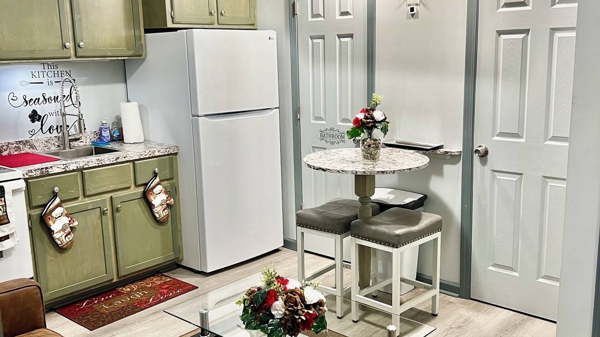 Autaugaville Apartment | Charming Two Bedroom Duplex Apartment