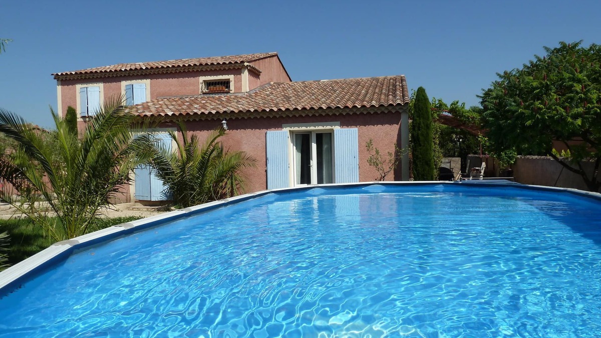 Cheval-Blanc Villa | CHARMING TYPICAL PROVENCAL VILLA AT THE FOOT OF LUBERON
