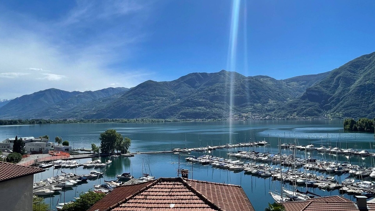 Lovere Apartment | Charming vacation home in Lovere with breathtaking views of Lake Iseo!
