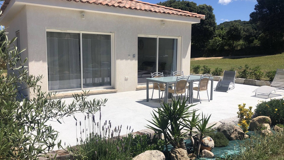 Petreto-Bicchisano House | Charming villa between sea and mountains