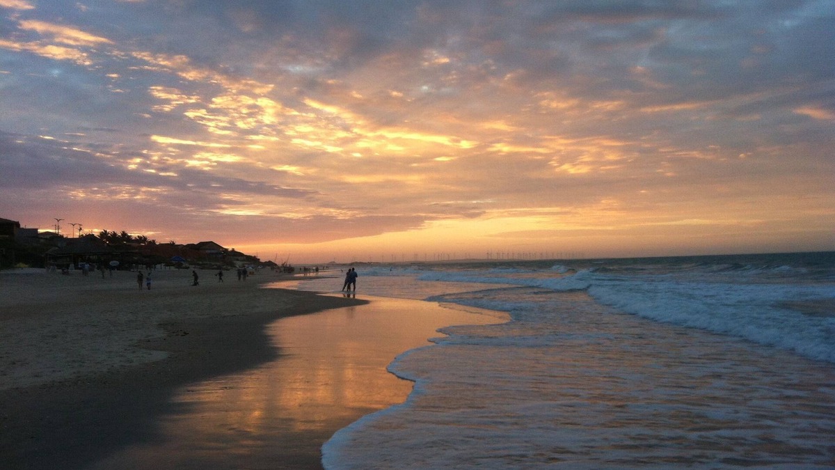 Canoa Quebrada Villa | Charming villa in tropical garden 5 minutes walk to town centre and beach, Wi-Fi