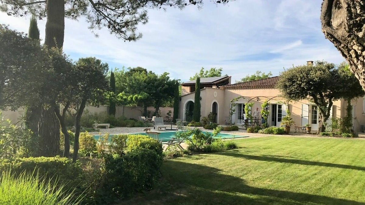 Saint-Didier Villa | Charming villa in Provence near village- promotion last minutes.