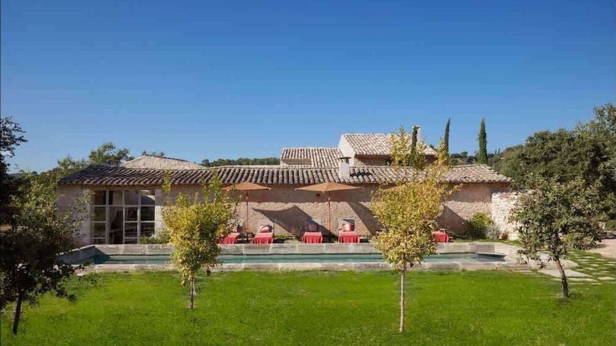 Menerbes Villa | Charming villa in the Luberon vineyards
