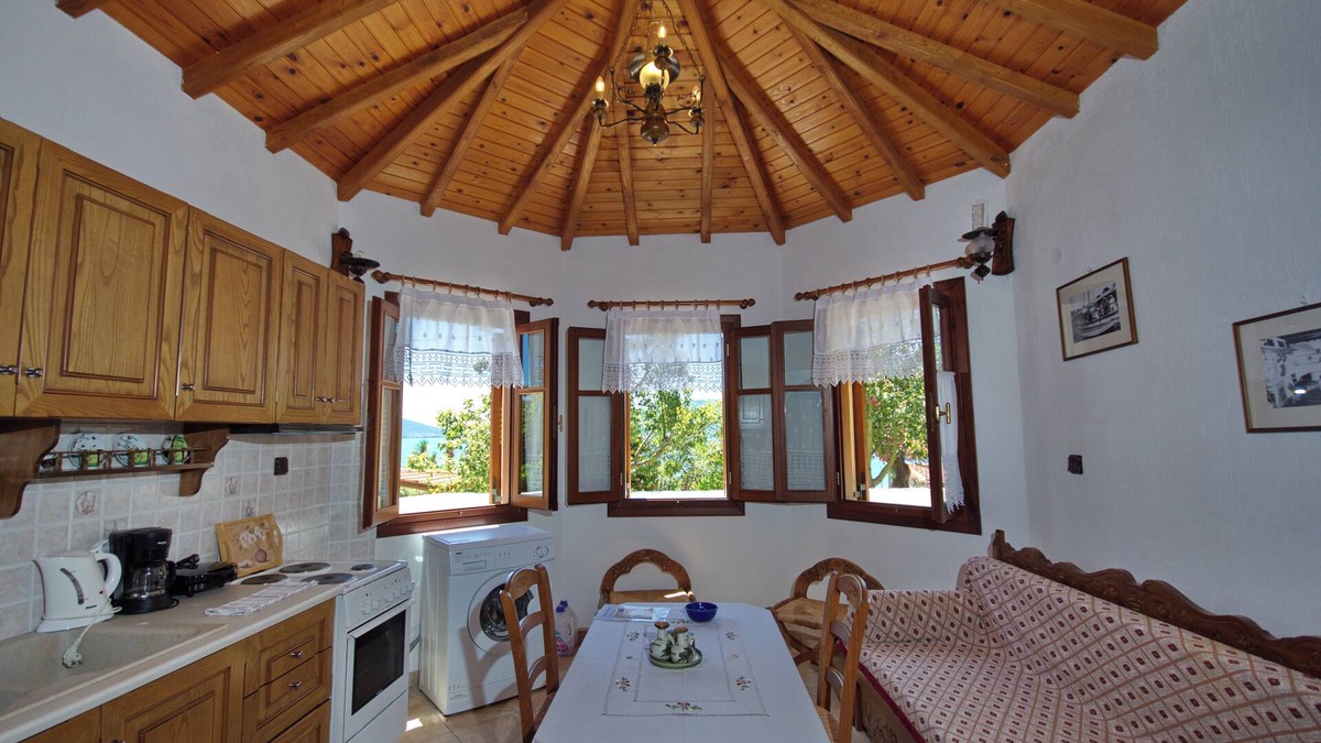 Nimfea Villa | Charming villa with 2 bedrooms and WiFi, AC in peaceful Alonissos