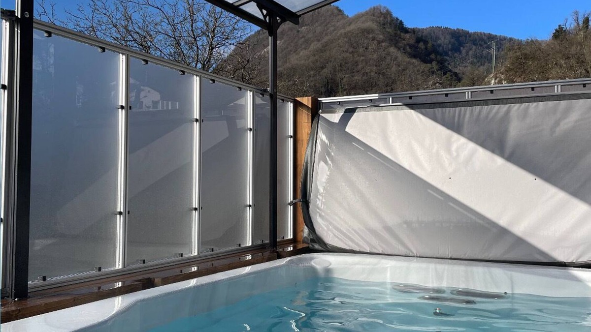 Frinvillier Villa | Charming villa with 5meter spa and terrain pétanque