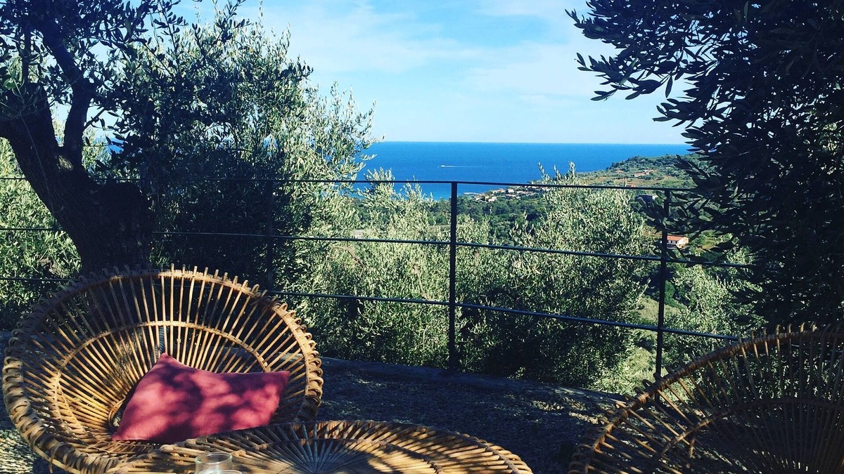 Serreta Villa | Charming villa with private pool and sea view, in the calm of the olive groves