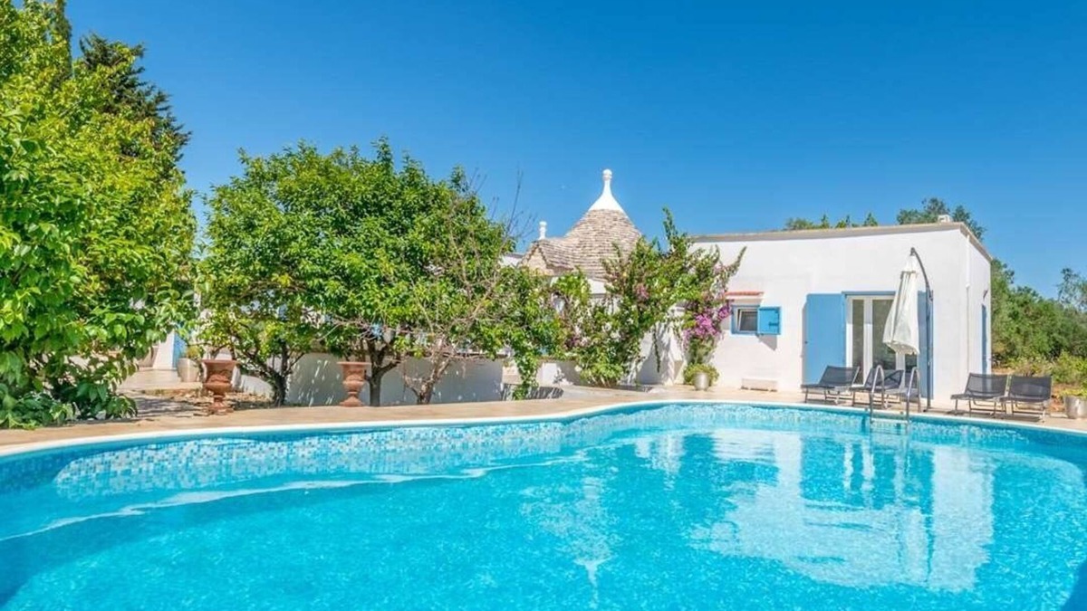 Ostuni Villa | Charming villa with private pool in a picturesque landscape