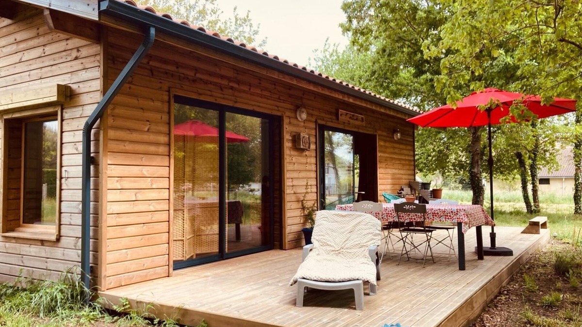 Saint-Julien-en-Born House | Charming wooden bohemian chalet for 2/3 guests near Contis