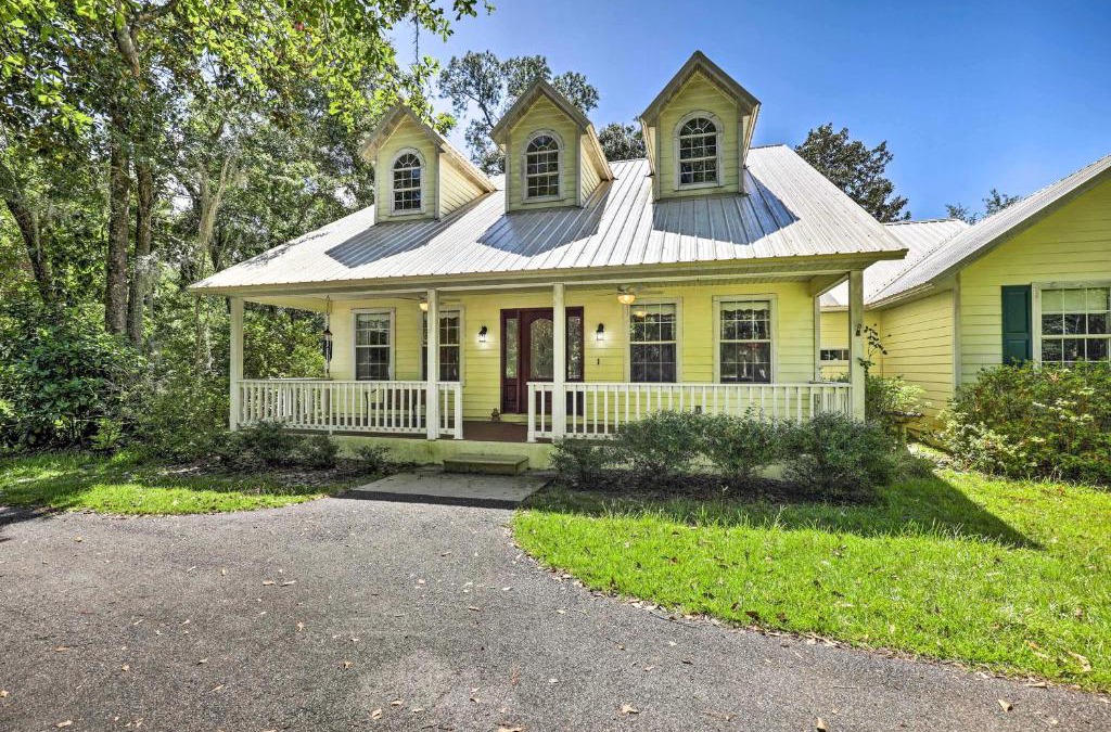 Earleton House | Charming Waldo Getaway Near Lake Santa Fe!