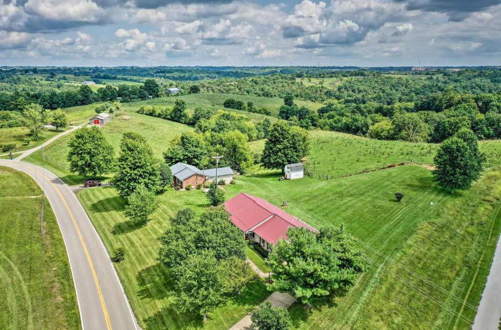 Williamstown House | Charming Williamstown Retreat with Private Yard