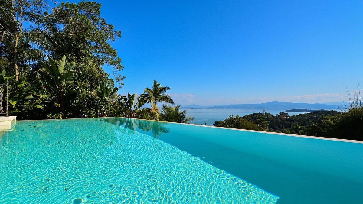 Sambaqui House | Charmosa Suíte em Sambaqui