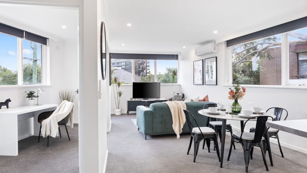 St Kilda Apartment | Charnwood 2BR: Homely Haven
