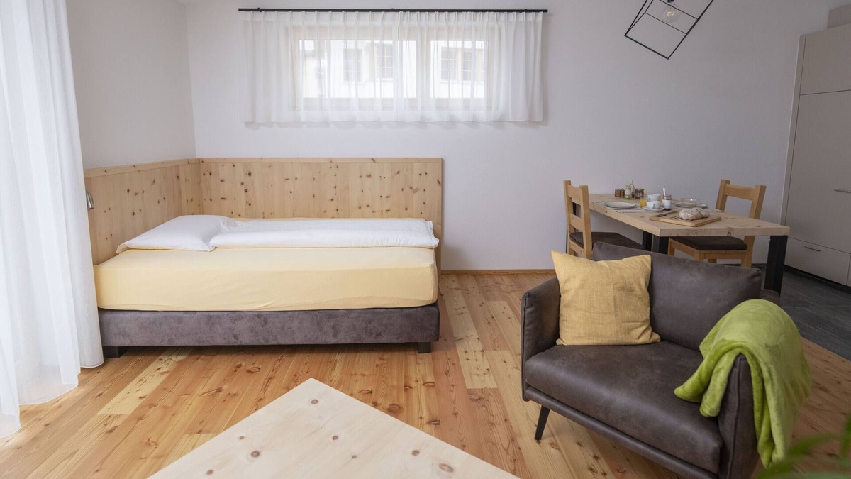 Santa Maria Val Muestair Apartment | Chasa Helvetia Studio: Relax and enjoy in the new studio with exclusive hotel service