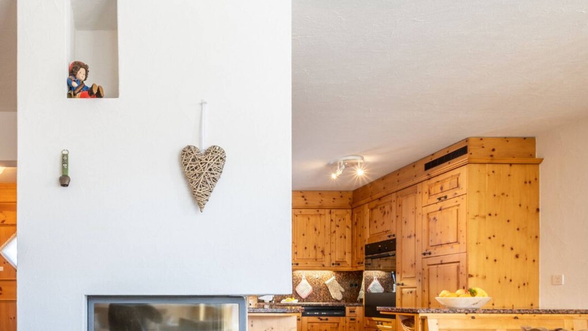 Ftan Apartment | Chasa Munt Plan: Beautiful 3.5 room flat with views of the Lower Engadine Dolomites