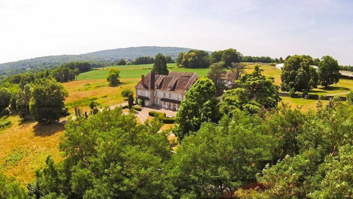 Vaulry Other | Chateau Chanteuse - Four Bedroom Castle, Sleeps 8