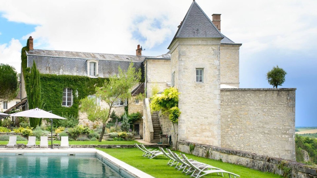 Mailly-le-Chateau Other | Chateau Des Siecles And Annexe