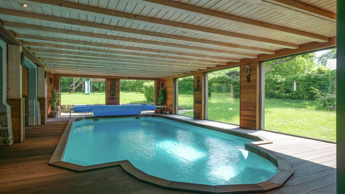 Hockai House | Château in Stavelot with Private Pool & Sauna