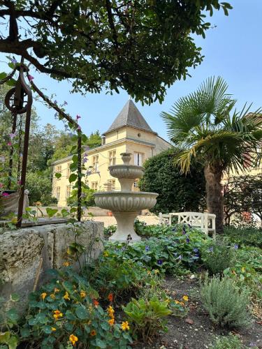 Bayon-sur-Gironde Bed & Breakfast | Chateau La Croix De Millorit