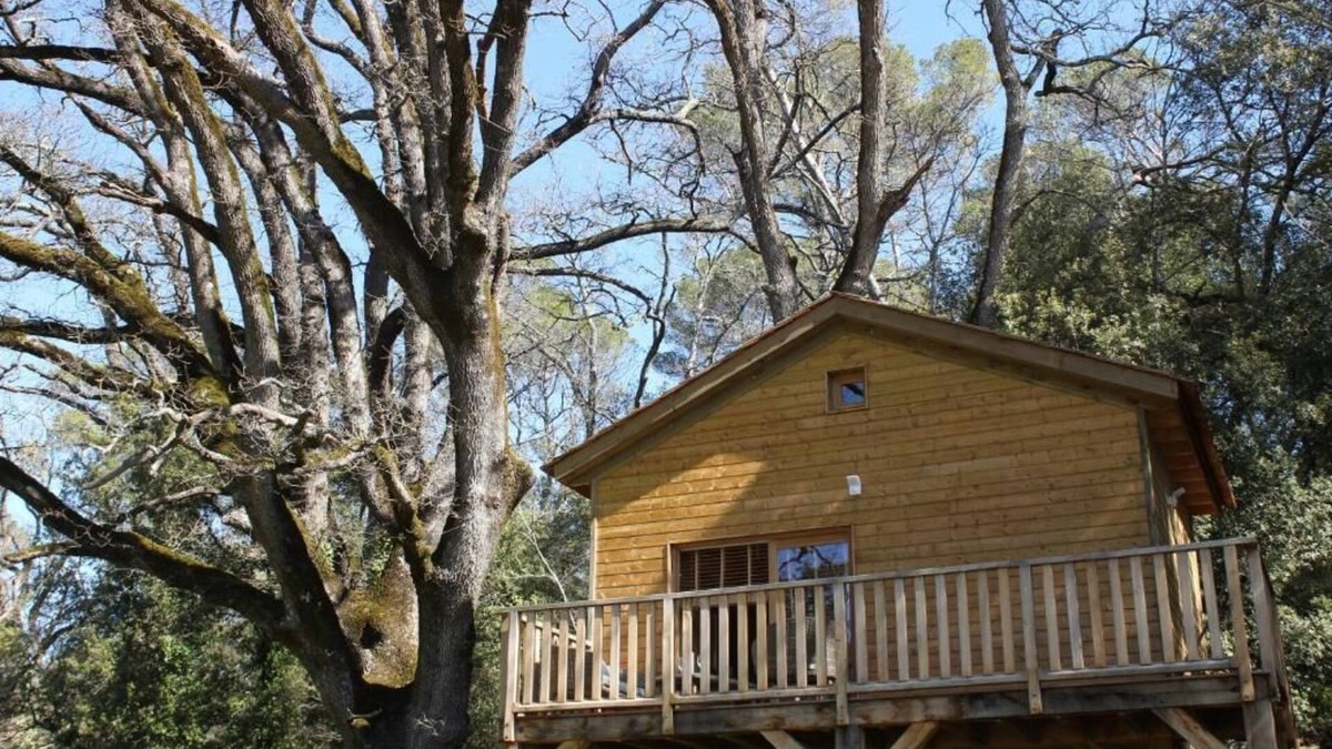 Saint-Antonin-du-Var Bed & Breakfast | Chateau Mentone